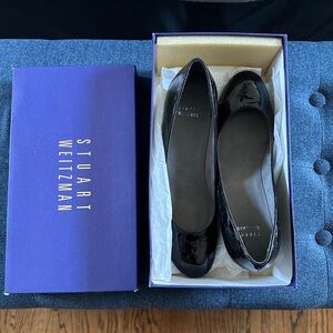 Stuart Weitzman Croc Embossed Leather Wedges - Black